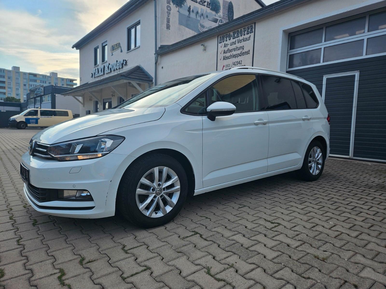 Volkswagen Touran Comfortline BMT/Start-StoppAHK+Navi