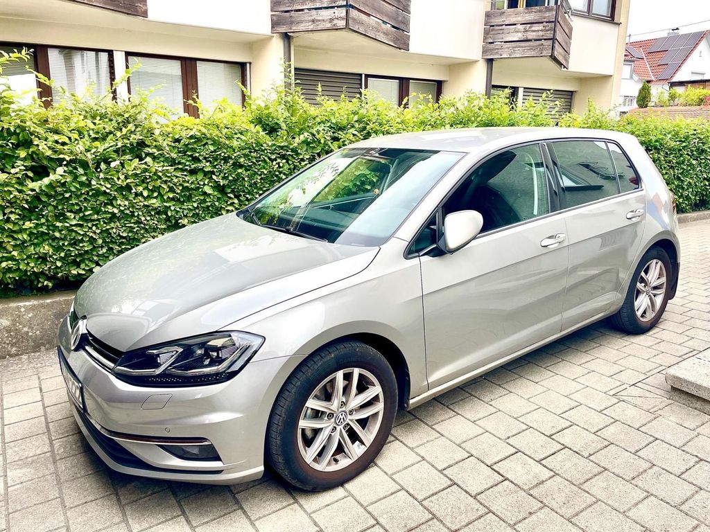 Image of Volkswagen Golf