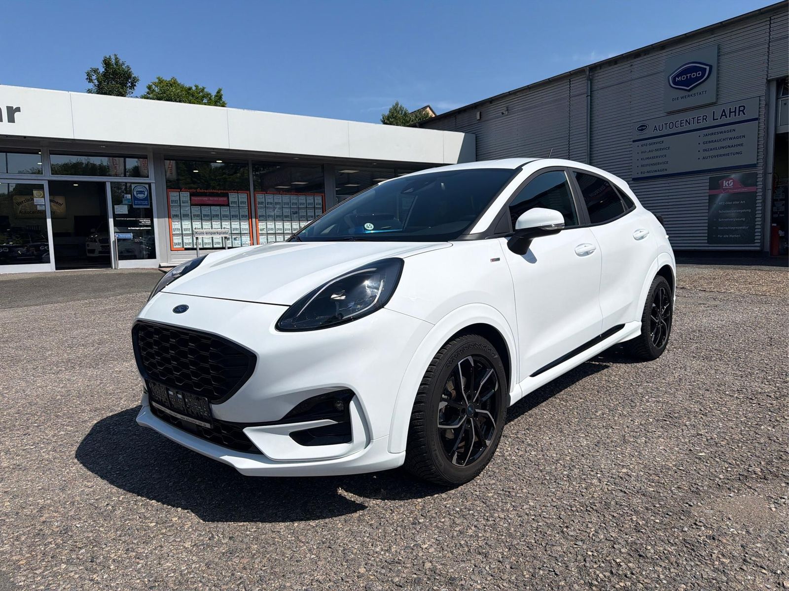 Ford Sportfahrwerk, Sportsitze, LED