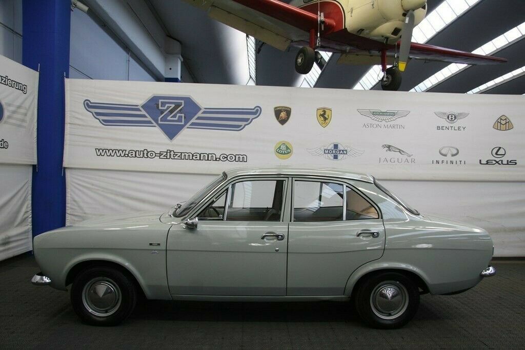 Fahrzeugabbildung Ford Escort 1300 AUTOMATIK H-ZULASSUNG