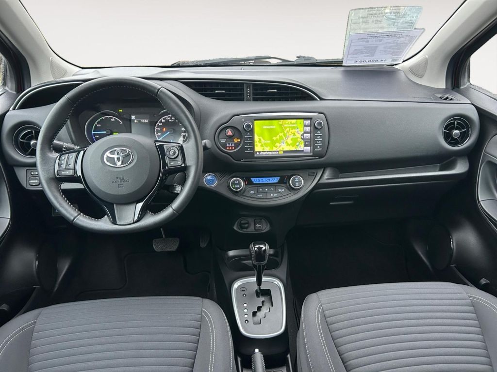 Fahrzeugabbildung Toyota Yaris Hybrid 1.5 VVT-i Comfort