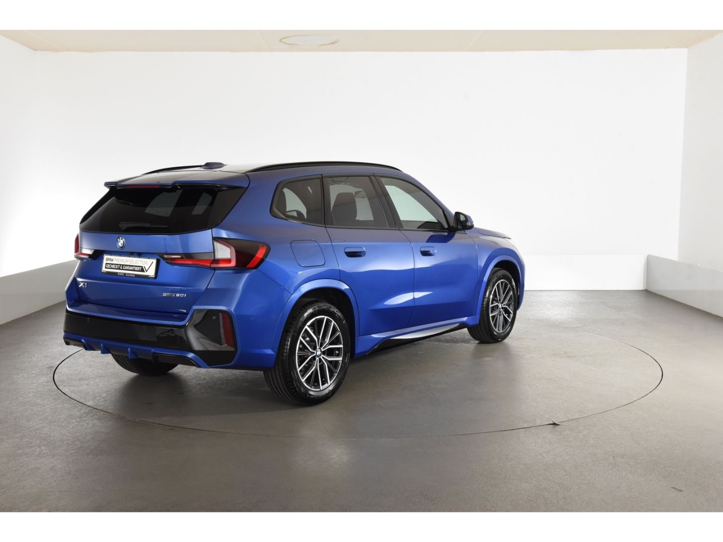 BMW X1 sDrive 20i M Sport Driving Assistant Plus Anh foto 3
