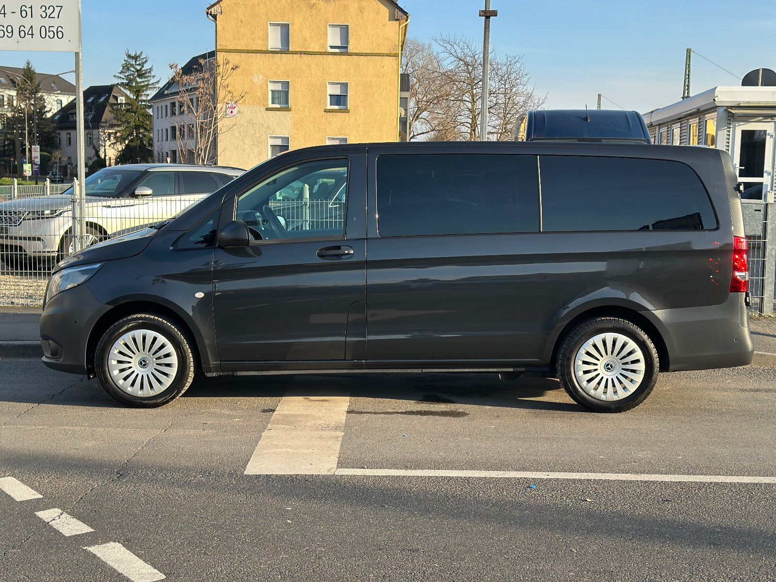 Fahrzeugabbildung Mercedes-Benz VITO TOURER 116 CDI PRO LANG*9 SITZER+KAMERA*