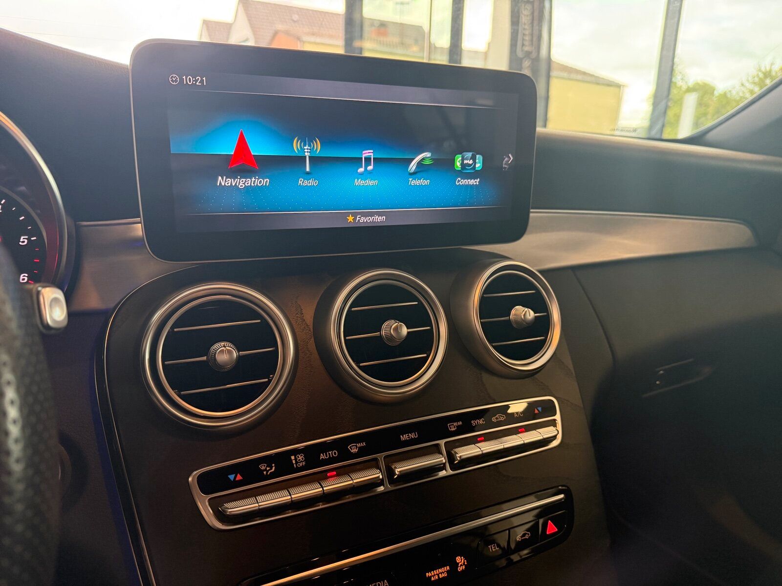 Mercedes-Benz C 300 d AMG NIGHT LED TWA NAVI 19 Zoll foto 14
