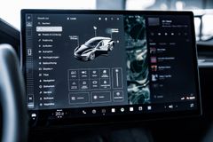 TESLA Model S PLAID - Yoke - Satin Black Matt - 1020PS