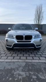 BMW X3 xDrive20i Automatik  - BMW X3 in Bochum