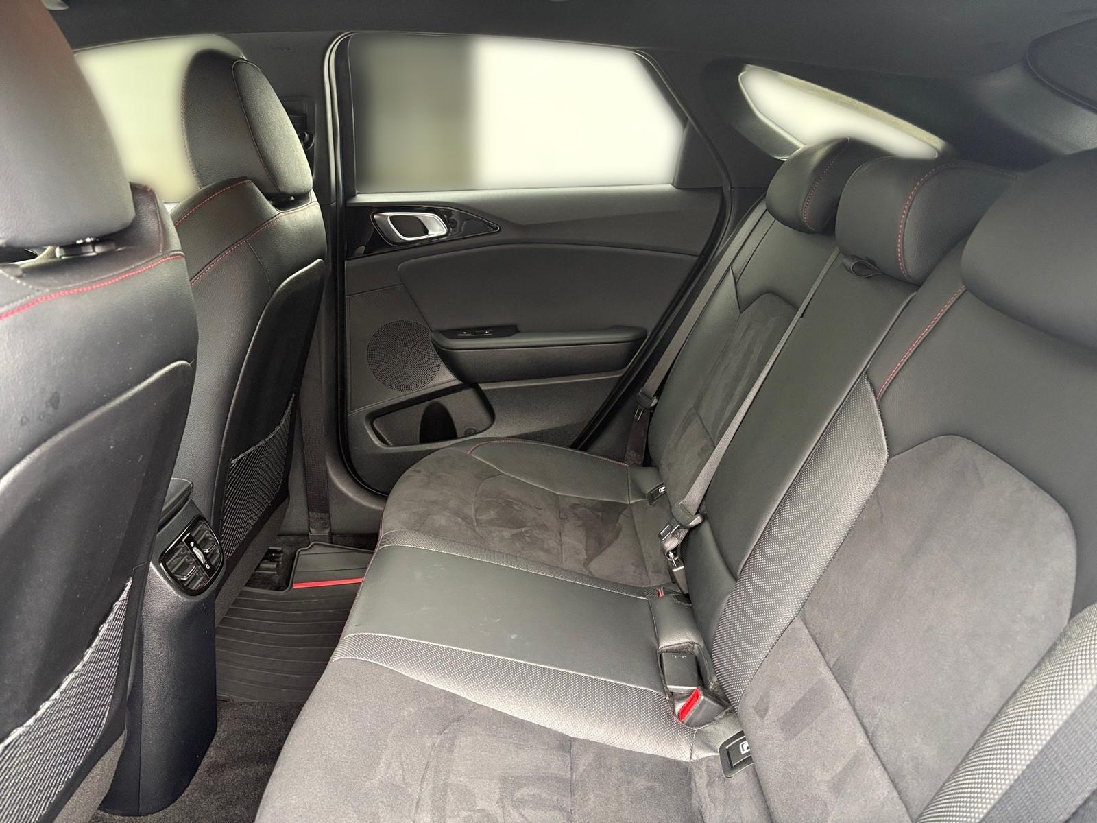 Kia Procee'd 1.6 T-GDI GT Navi LED ACC RFK 18´´ AHK