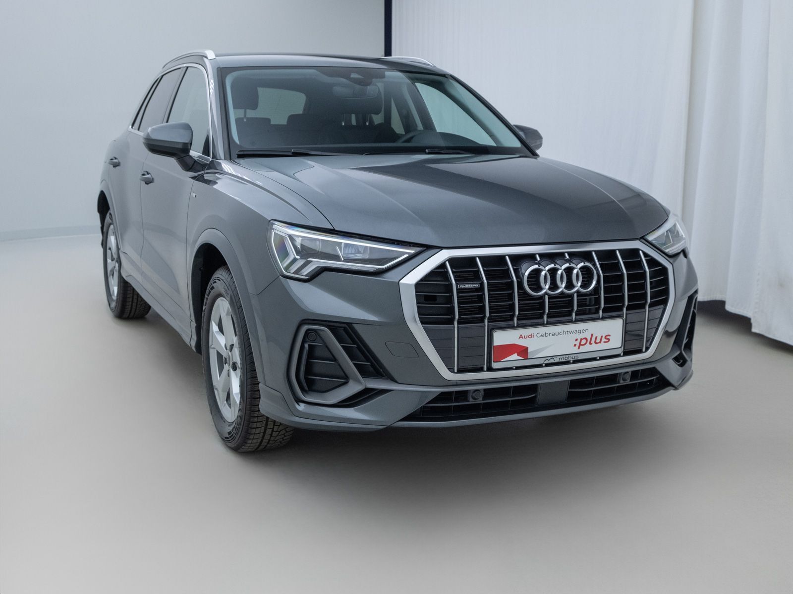 Audi Q3 45 TFSI S-TRO QUA S-LINE LED AHK ACC NAVI APP foto 4