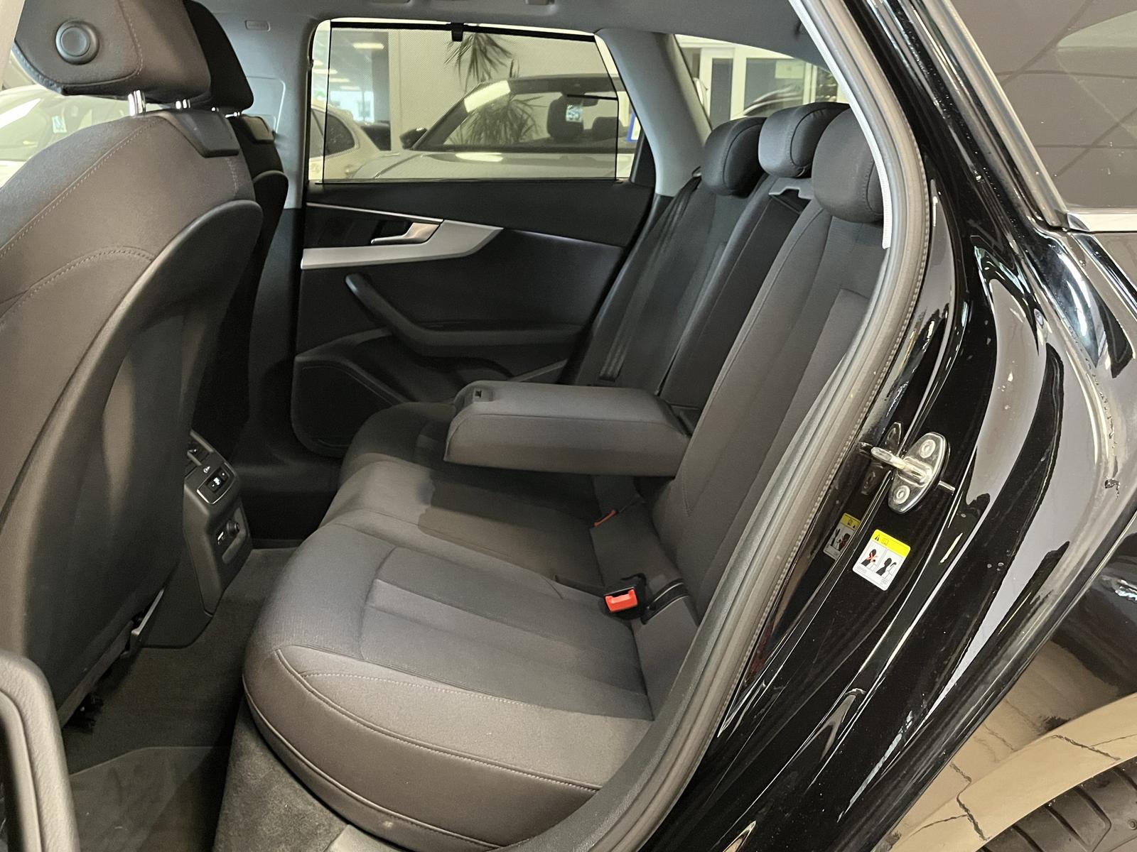 Audi A4 35 TFSI advanced Business Standheiz. LED Navi, миниатюра 8