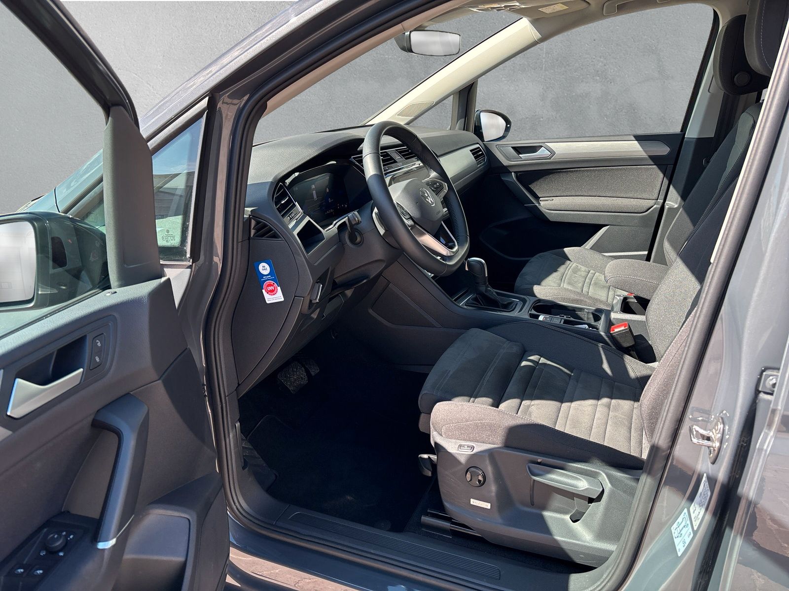 Fahrzeugabbildung Volkswagen Touran Comfortline 2.0 TDI DSG AHK