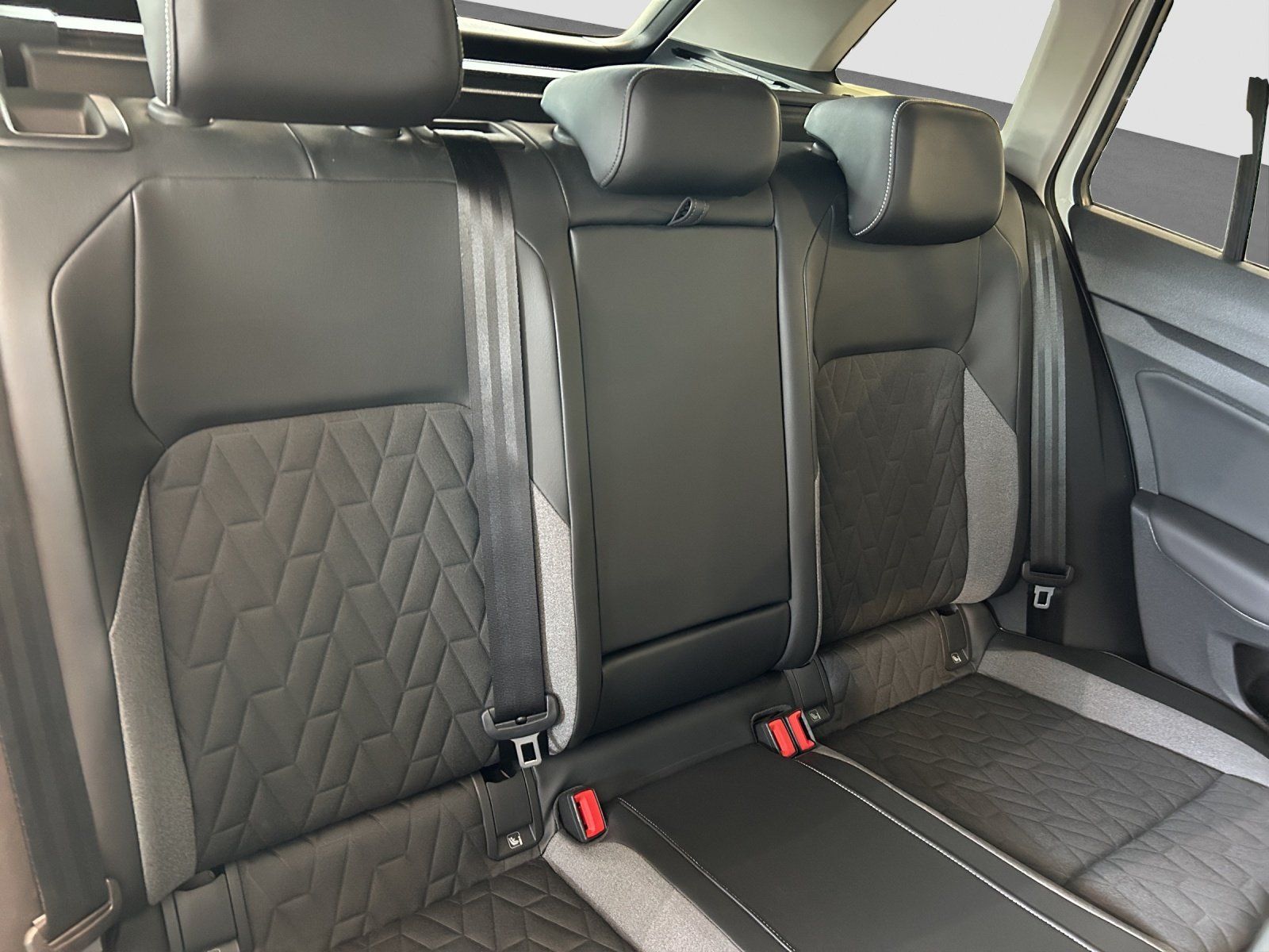 Volkswagen Golf - Bild 23