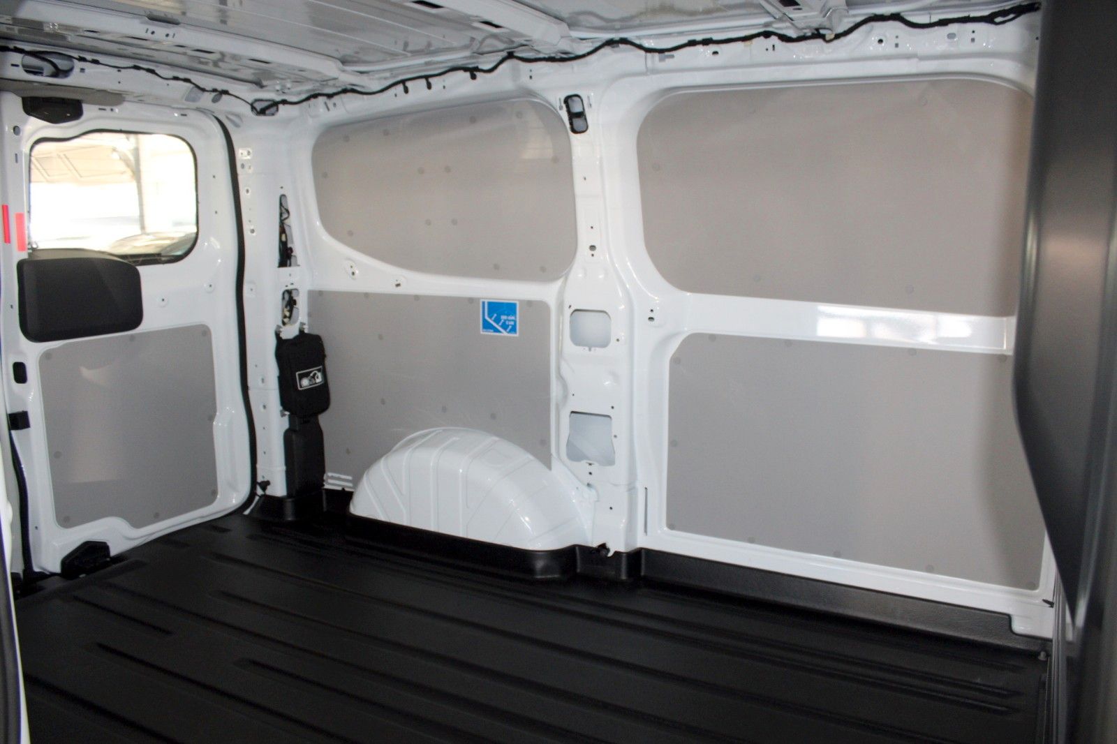 Fahrzeugabbildung Ford Transit Custom L1 TREND AWD Automatik Kasten