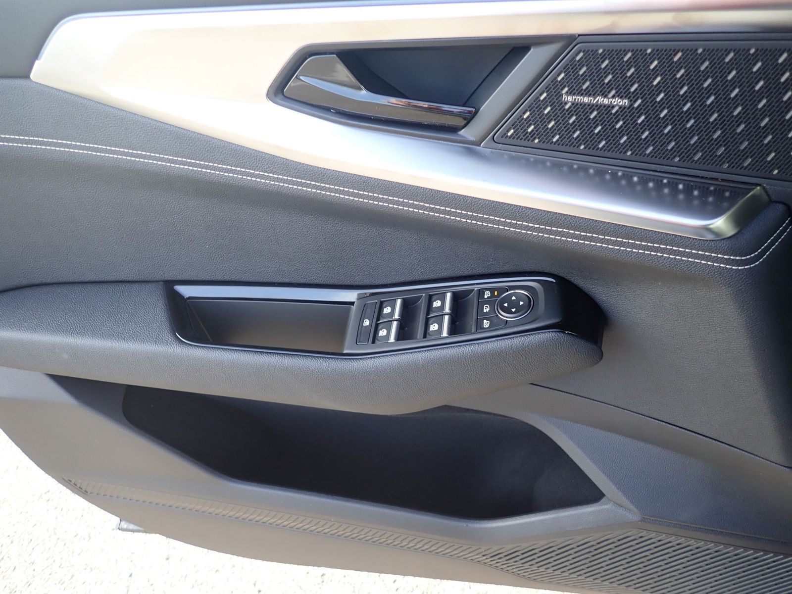 Fahrzeugabbildung Renault Rafale Techno Full Hybrid E-Tech 200