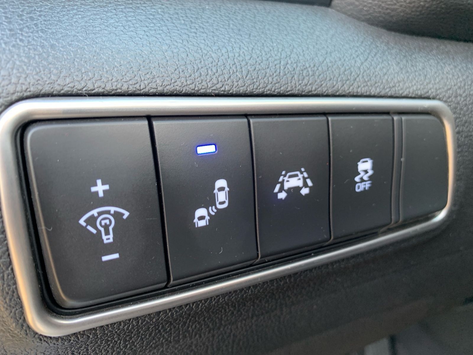 Fahrzeugabbildung Hyundai TUCSON 1.6 Turbo Passion + LED Pan.Dach AHK