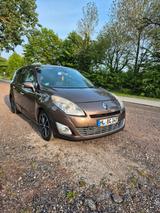 Renault Grand Scenic III  1.9 dCi (130 PS) - Renault Grand Scenic: 1.9
