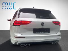 VW Golf R Variant 4Motion 320 PS  IQ.Light