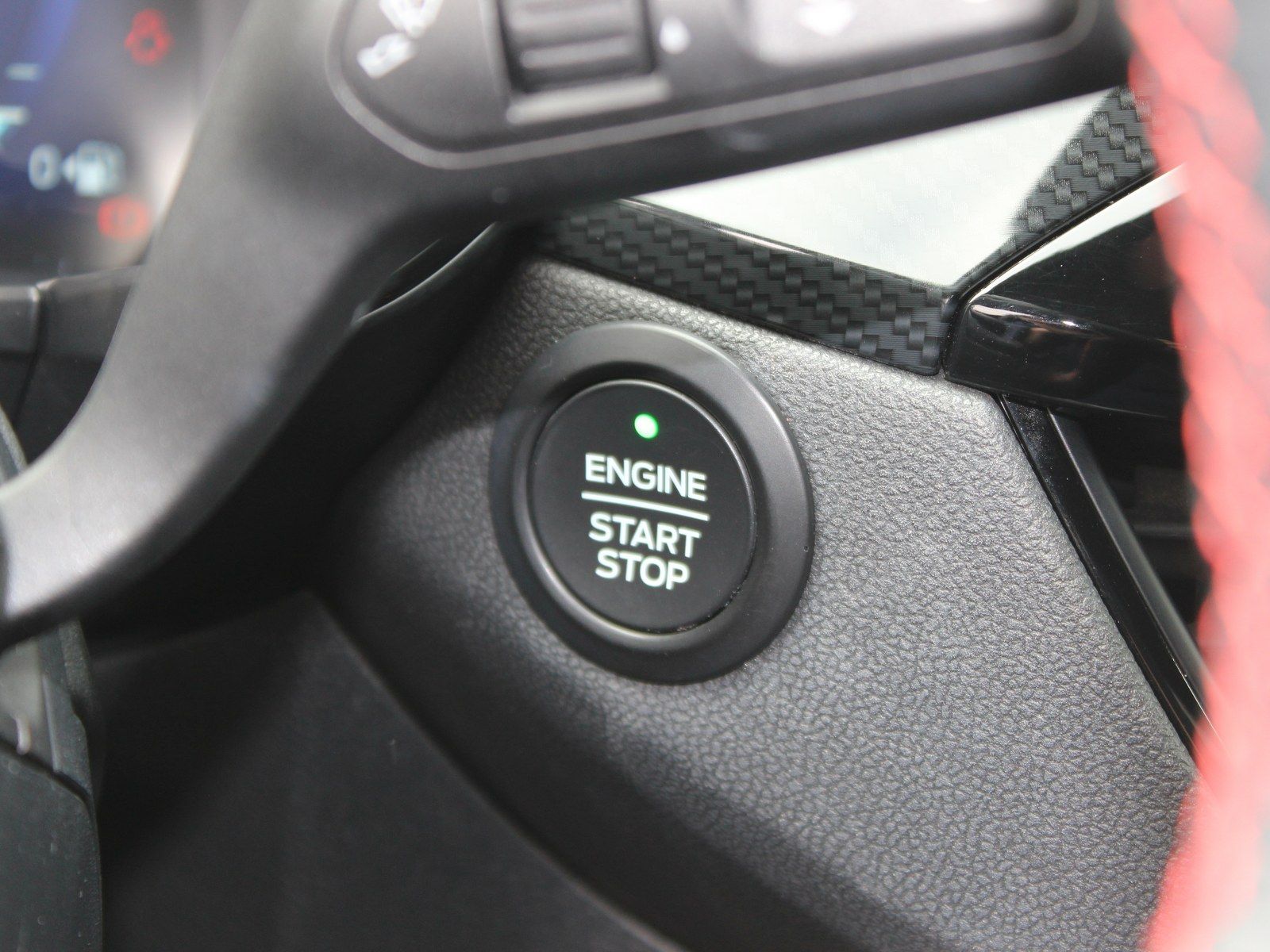 Fahrzeugabbildung Ford Kuga Plug-In Hybrid ST-Line X