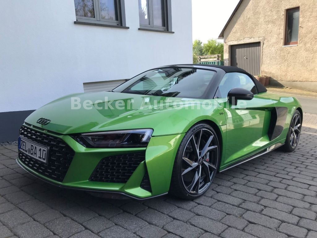 Audi R8 5.2 FSI performance S tron. quat. Spyder VOLL