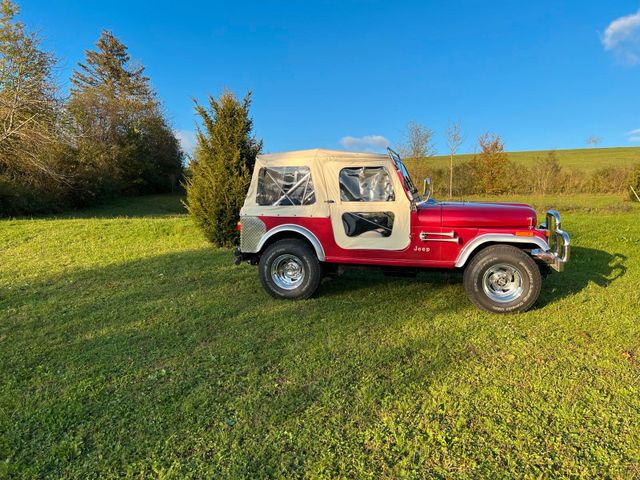 Jeep CJ 7.