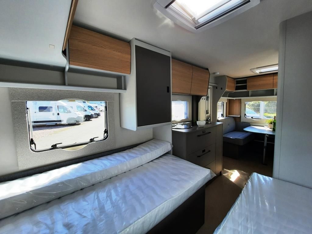Fahrzeugabbildung Bürstner B66 490 TL Verfüg./Sparen Sie 3.630,- €
