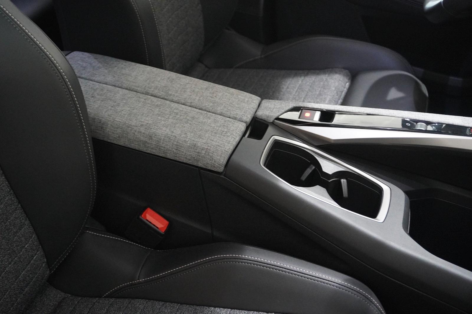 Peugeot 3008 Hybrid 145 ALLURE E-DSC NAVI/LED/360°/SPORT