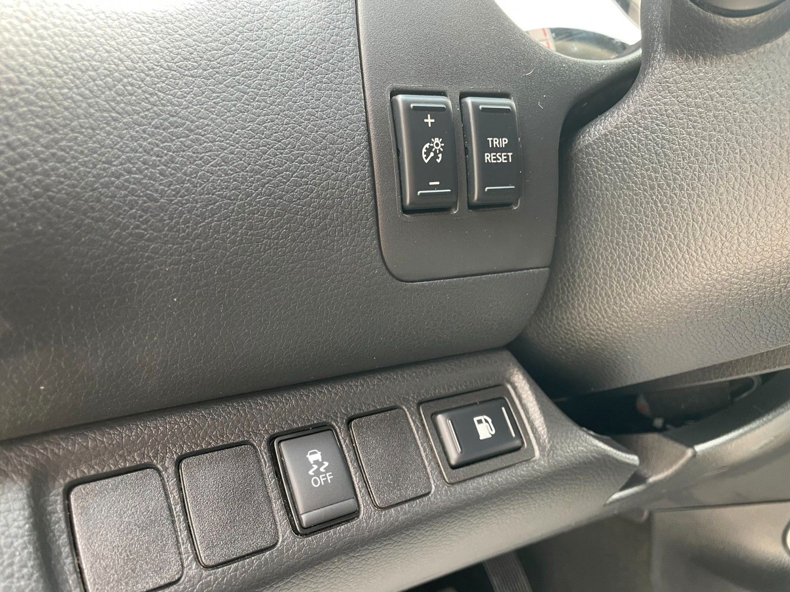 Fahrzeugabbildung Nissan Navara NP300 Tekna Double Cab 4x4