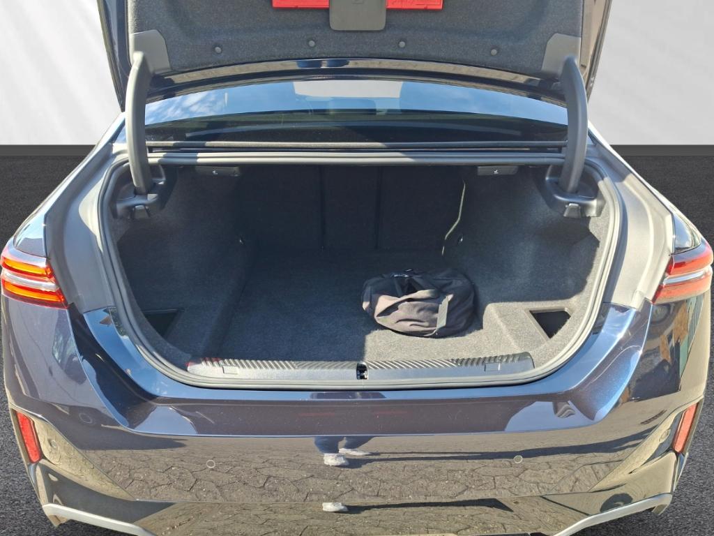 BMW 530 e Limousine M-Sport Pro Autobahnassistent