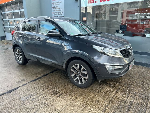 Fahrzeugabbildung Kia Sportage 2.0 Diesel Auto. Allrad+Navi+Kamera+AHK