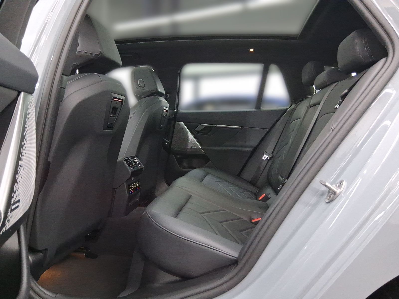 BMW i5 - Bild 11