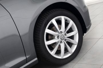 Volkswagen Golf VII 1,5TSI BMT DSG Variant Highline ACC LED