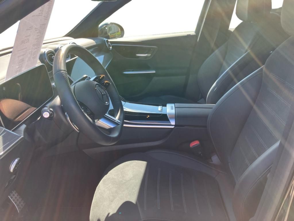 Fahrzeugabbildung Mercedes-Benz GLC 300 d 4M AMG*DISTRONIC*KAMERA*DAB*LED