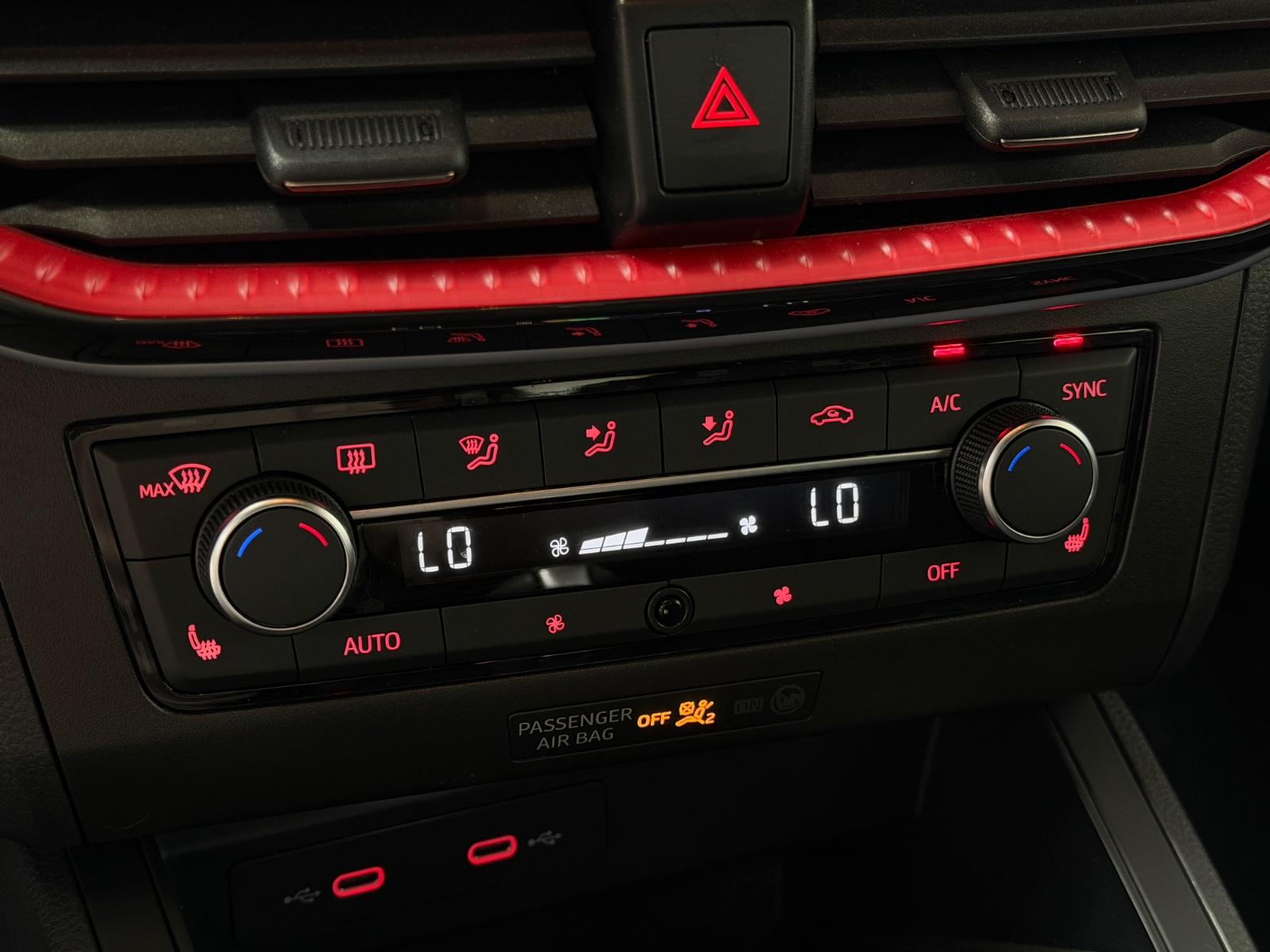 Seat Ibiza FR DSG/KAM/LED/SHZ/KESSY/CARPLAY/NAVI/PDC
