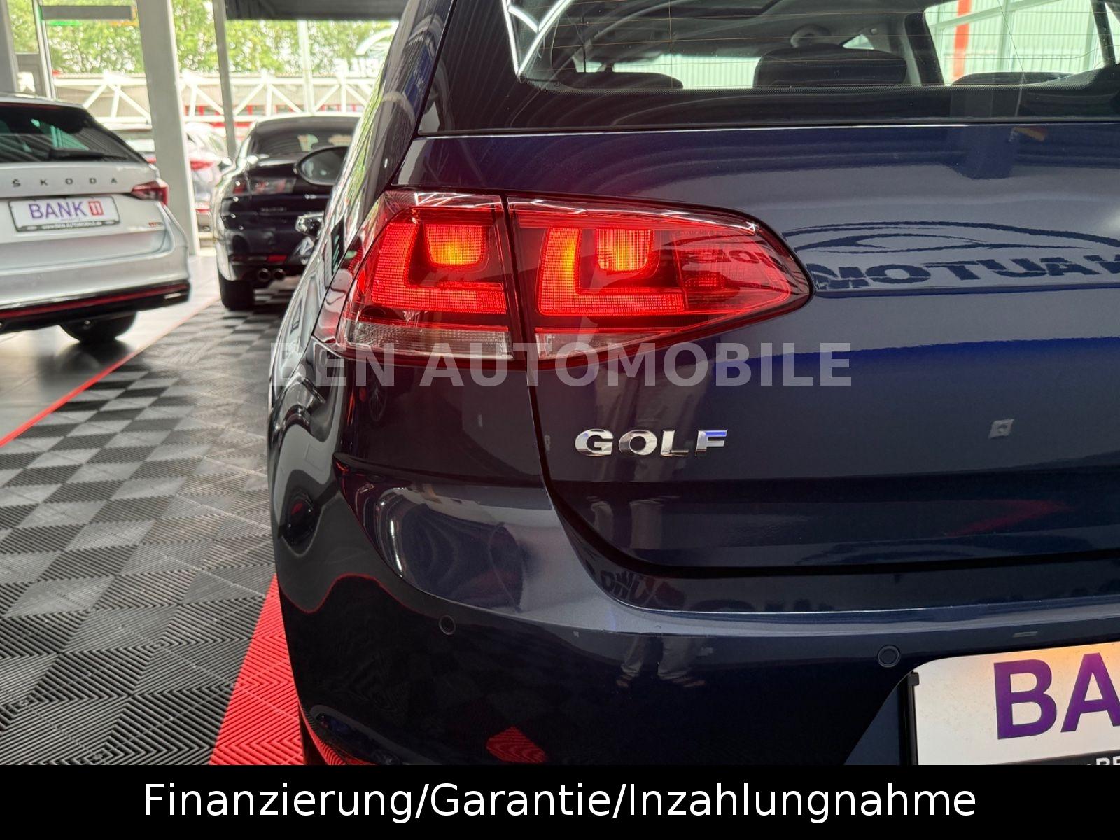 Volkswagen Golf VII Lim. 2.0 TDI Highline BMT PANO*NAVI*PDC