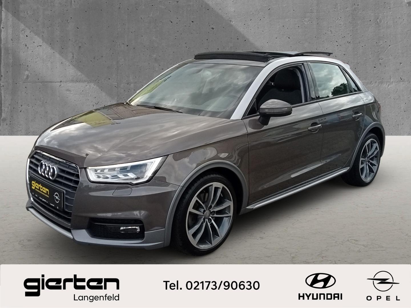 Audi A1 ''Sportback'' mit Schiebedachdach u. Navi