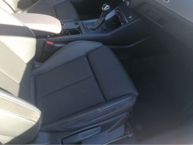 Q3 35 1.5 TFSI S line, Navigation, Optikpaket sc