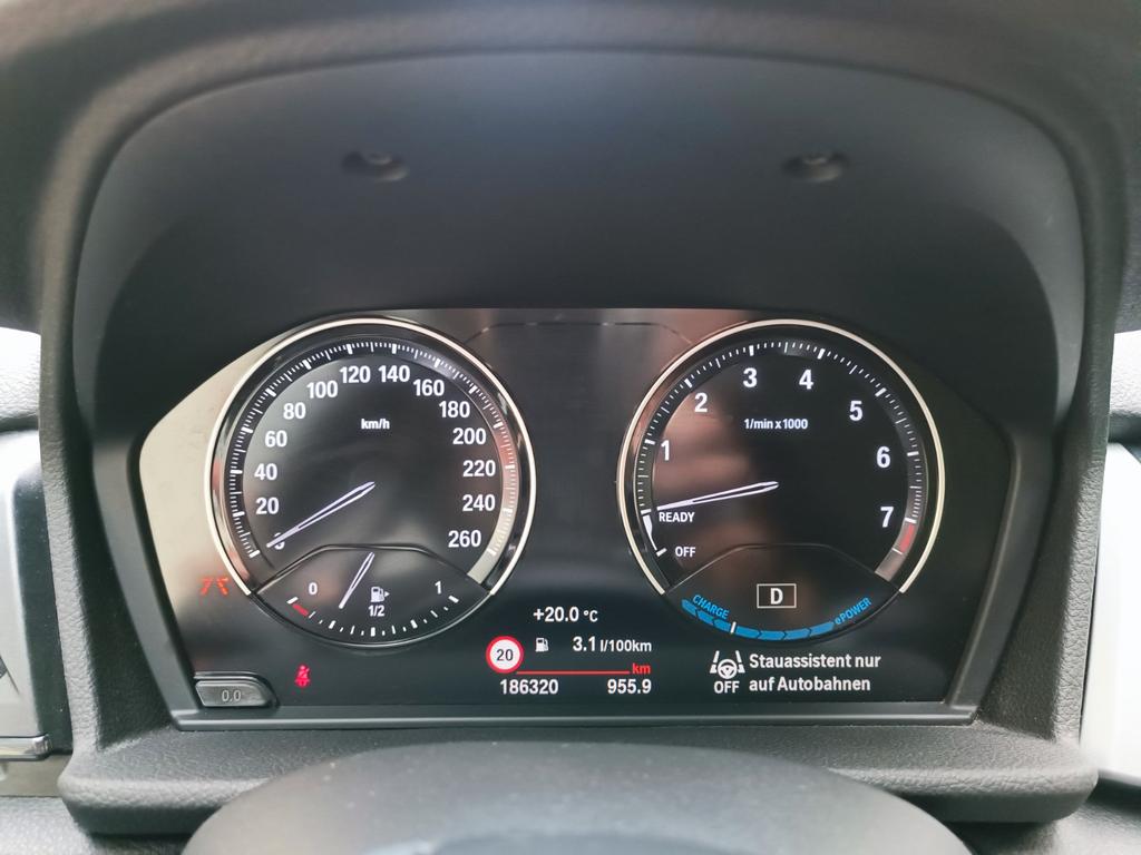 BMW 225
