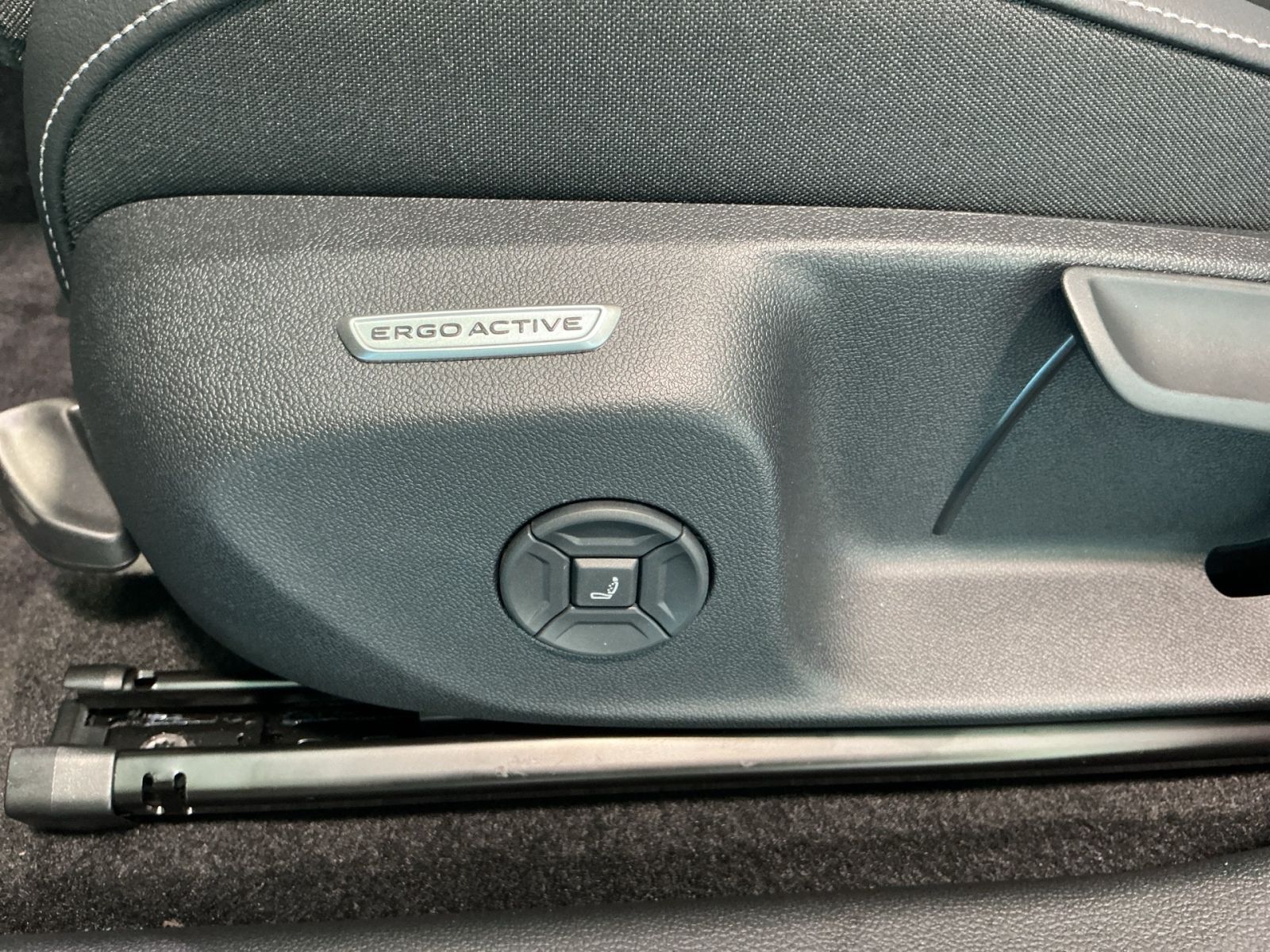 Volkswagen T-Roc - Bild 17