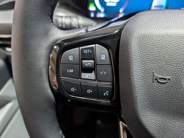 Ford Tourneo Custom Tit. 2.0 L1 NEUES MODELL