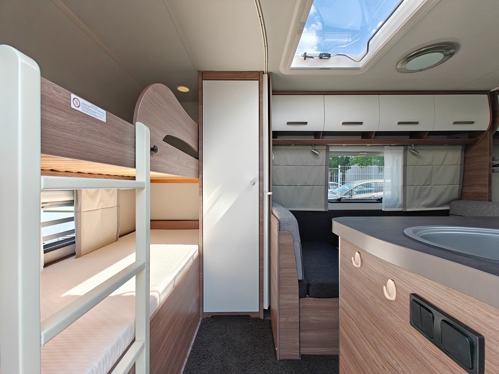 Fahrzeugabbildung Knaus Sport 540 FDK Silver Selection - Mover teilautom