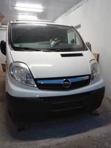 Opel Vivaro 2.0 - gebrauchte Opel Vivaro aus dem Jahr 2010