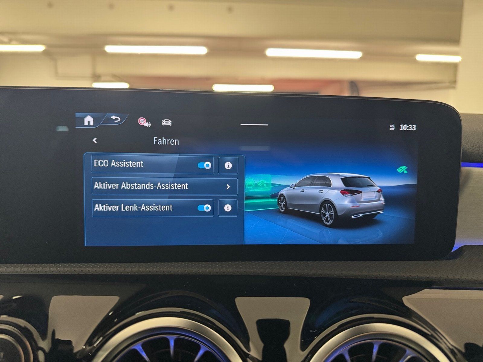 Fahrzeugabbildung Mercedes-Benz A 250 e AMG Special*Pano*HUD*360°*11kW*AHK*Mbeam
