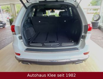 Jeep Grand Cherokee - 10