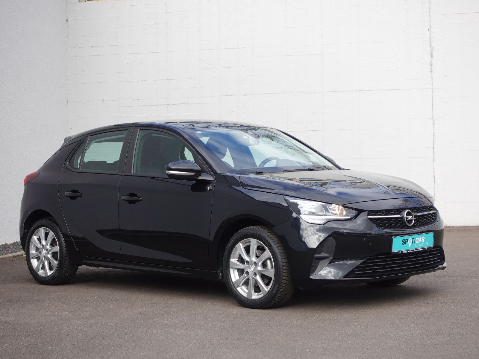 Fahrzeugabbildung Opel Corsa 1.2  Edition  Allwetter,PDC,16"Alu,Klima