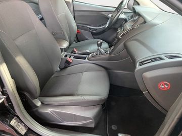Ford Focus - 2