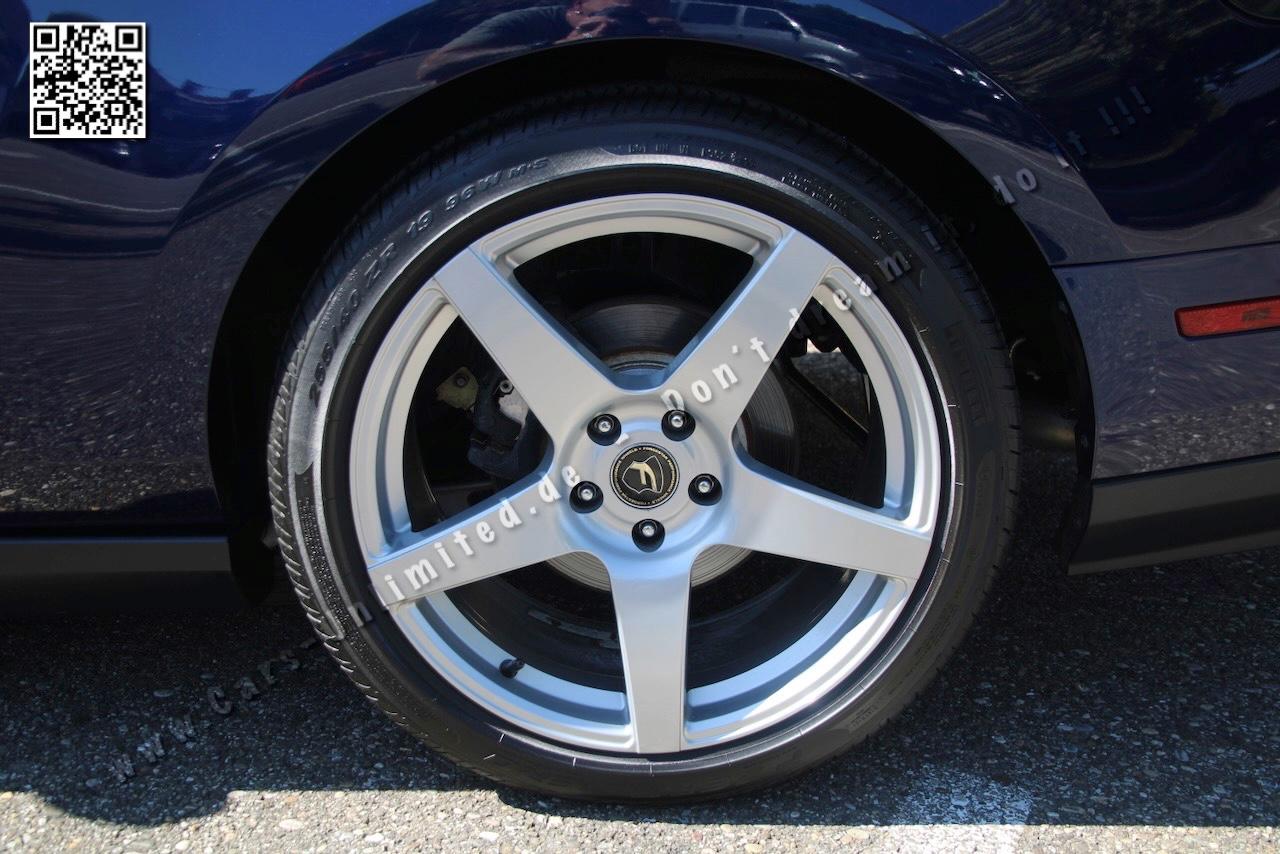 Ford Mustang GT Coupe 5.0 - wenig Laufleistung - TOP