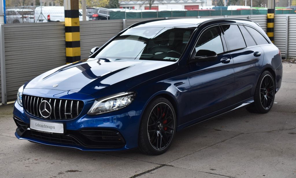 Mercedes-Benz C 63 AMG