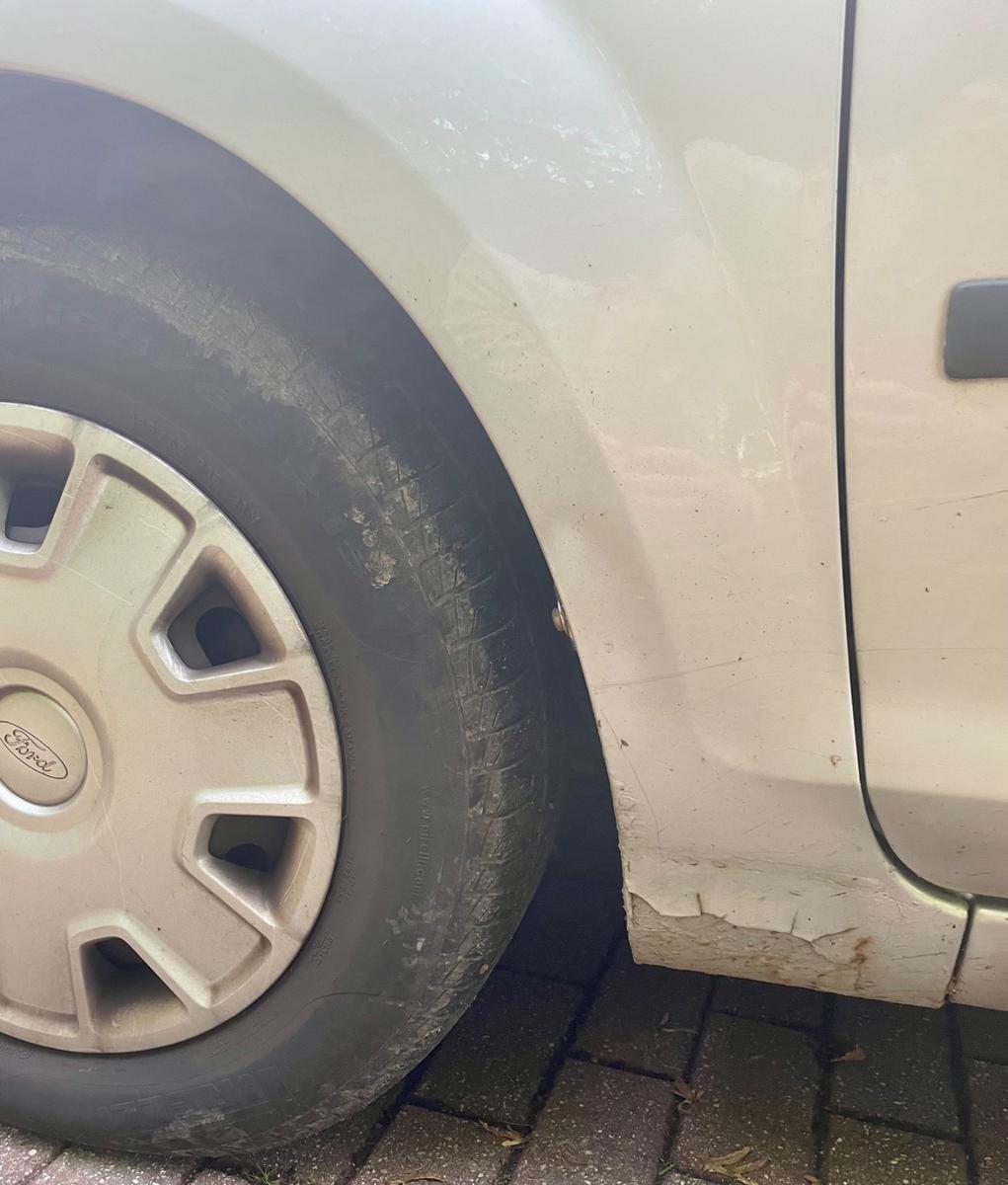 Ford Focus 2005 — photo 12