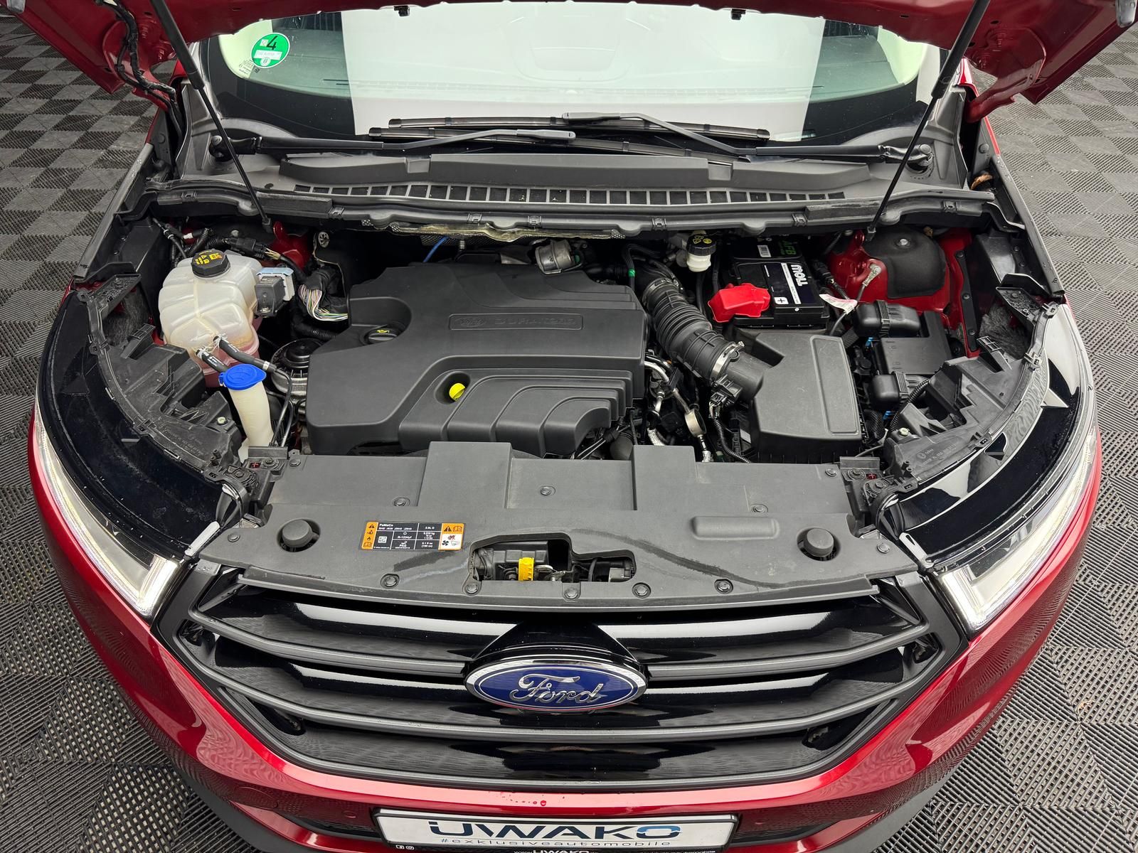 Fahrzeugabbildung Ford EDGE 2.0 TDCi ST-LINE 4x4/SONY/PANO/MEMORY/RCAM