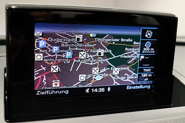 Q3 1.4 TFSI design LED NAVI PDC TEMPOMAT BT DAB
