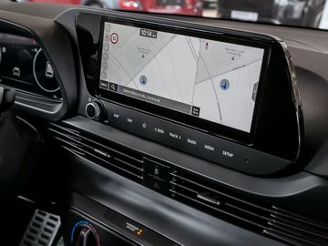 Hyundai Bayon 1.0 Blackline 2WD Kamera Navi BOSE